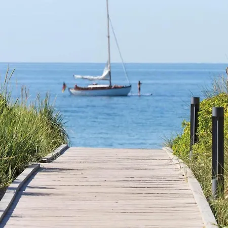 Traditional Near Sea In * Kuehlungsborn